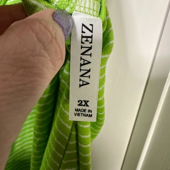Zenana - Reversible flowy Tank Top - Green - 2X - NWOT - Picture 2 of 7